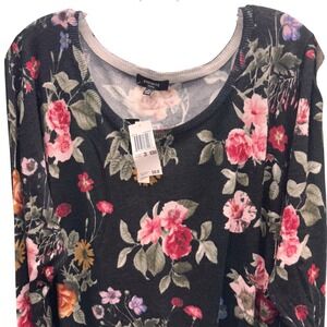 Premise Woman 2X Floral Knit Sweater Top Black New NWT Pink Roses Romantic
